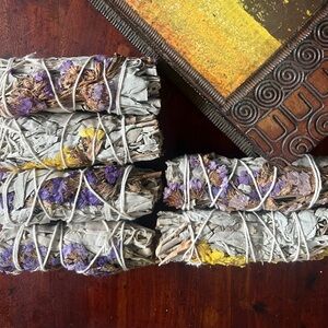 (6) Handcrafted California Sage & Wild Flower Bundles Smudge Sticks
